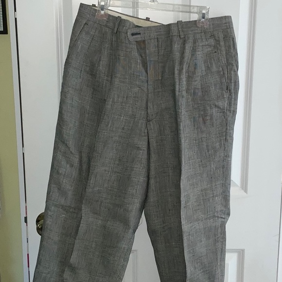 Men's 100% Linen Black and white Size Never worn